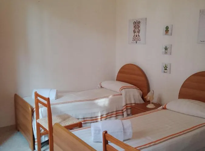L'albero Amico Casa vacanze Racalmuto